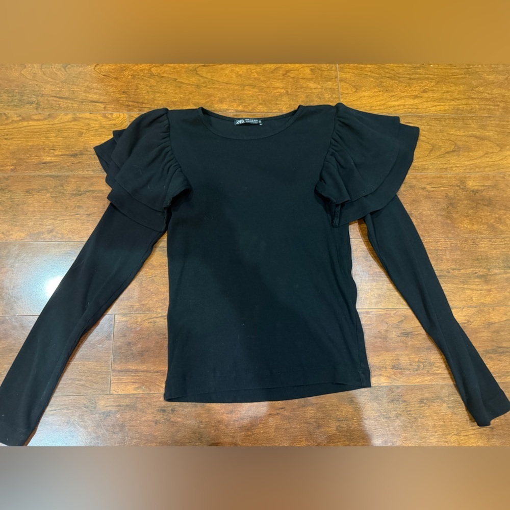 3/$21 Zara Elegant Black Ruffle Sleeve Top
